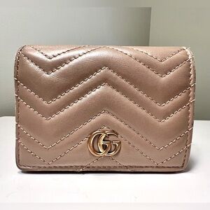 Authentic Gucci Women's Beige Leather Wallet with Gold Logo